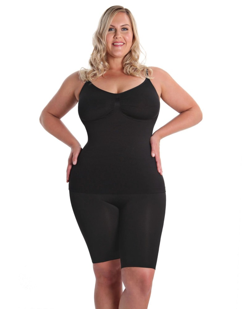 Front of a model wearing a size Q2 Sottile Wireless Shaping Camisole in Black by Memoi. | dia_product_style_image_id:299813